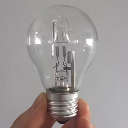 중국 A55 투명 18/28/42/52/70W E27 2000시간 에코 할로겐 전구 제조업체